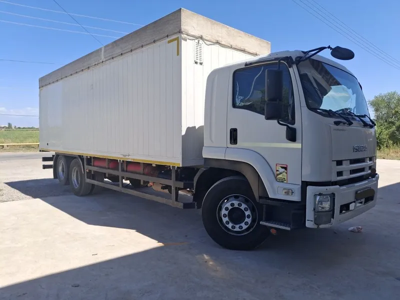 ISUZU SOTILADI 2021 FVR34Q 77.000 $ naqdga 6