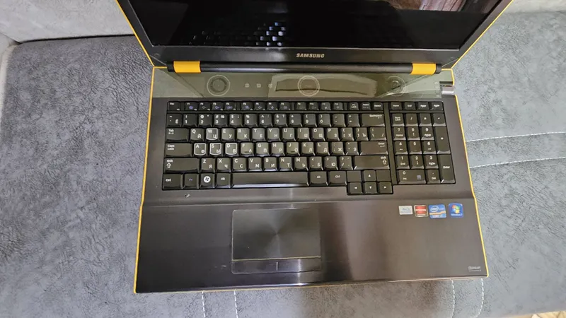 Ноутбук Samsung NP700G7A — фото 7