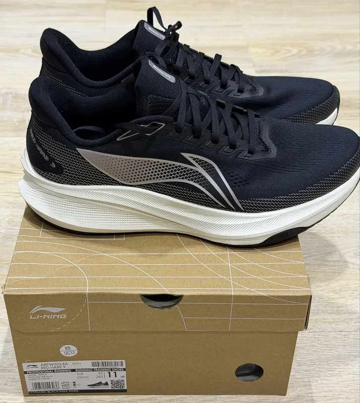 Li-Ning кроссовки 3 Li-Ning кроссовки 3