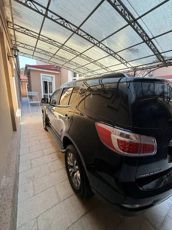 Traiblazer 2021 yil 3 Traiblazer 2021 yil 3