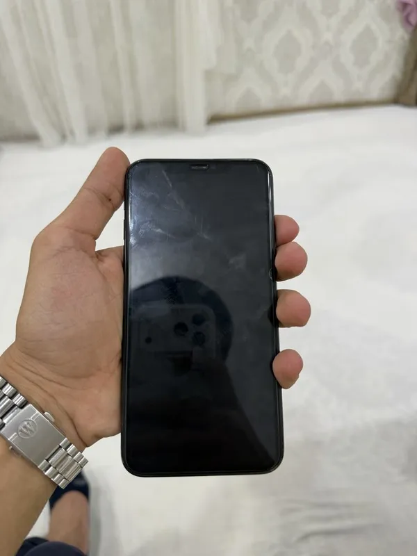 Iphone 11 pro max — фото 1