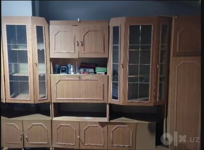 Стенка сотилади . Стенка сотилади .