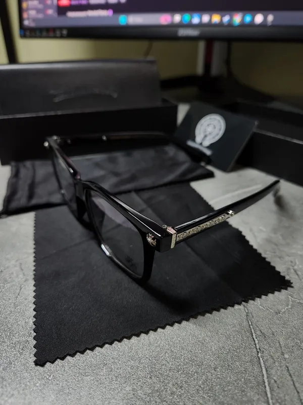 Chrome Hearts очки с кейсом — фото 1 Chrome Hearts очки с кейсом — фото 1