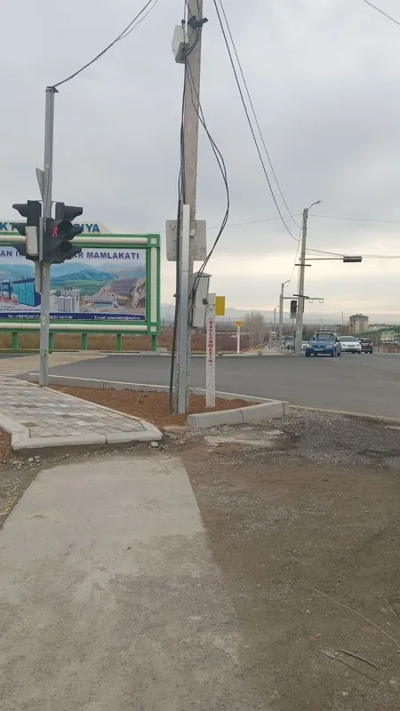 Yer sotiladi Dacha va uy uchun qulay va chiroyli manzara Qibray 3