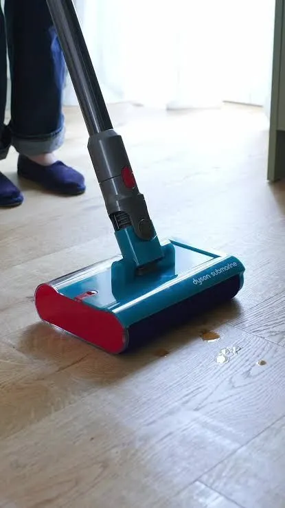 Пылесос Dyson V15s Detect Submarine Absolutely . Видимая мощь чистоты! — фото 1