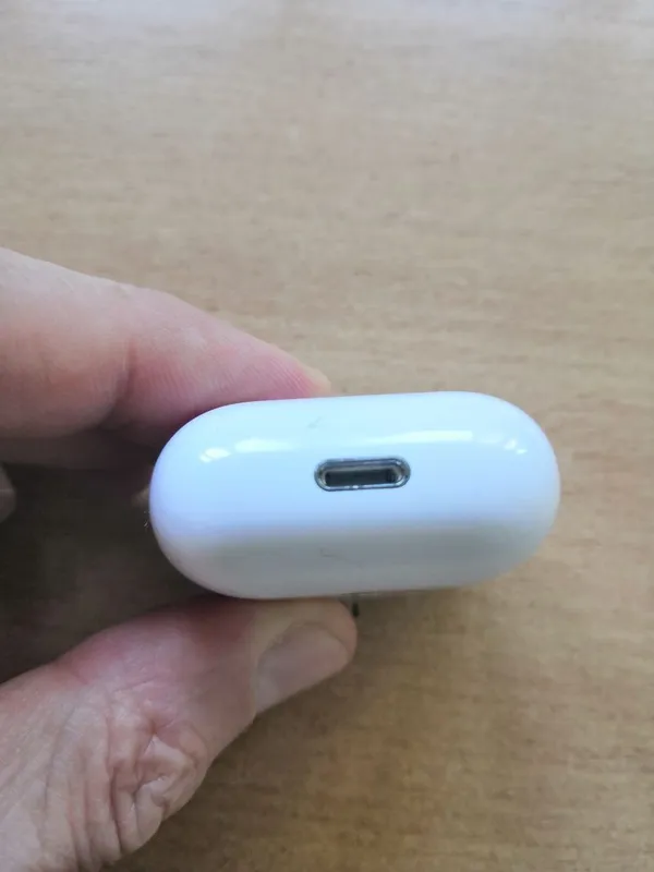 AirPods 2.2 original 4 AirPods 2.2 original 4