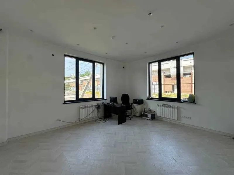 Продаётся эксклюзивное офисное здание у круга Рохат | 1 000 м² — фото 8