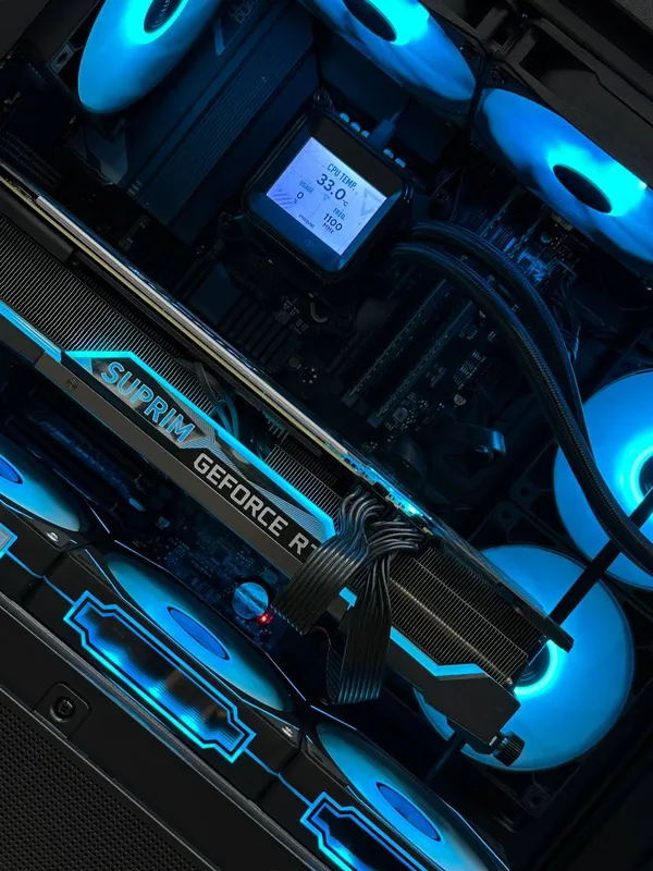 i7 13700KF + 3070Ti suprime 3 i7 13700KF + 3070Ti suprime 3