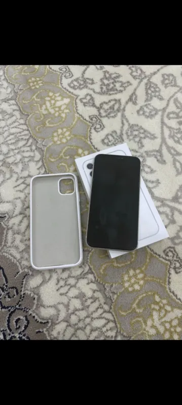 iPhone 11, белый цвет, 64 ГБ 4 iPhone 11, белый цвет, 64 ГБ 4