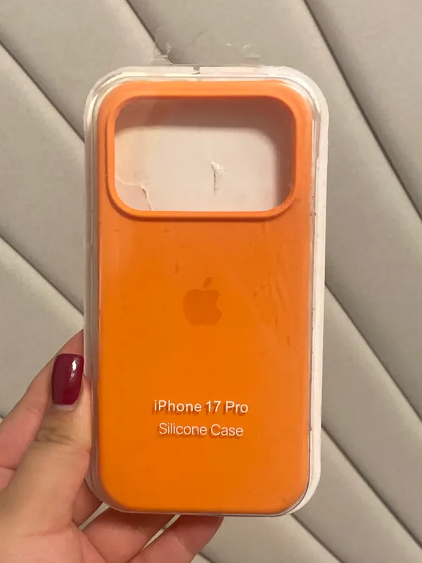 iPhone 17 pro silicone case 1