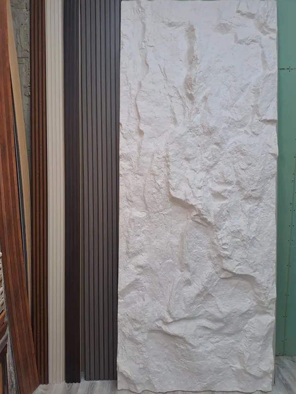 Скала ,декоративный камень. Размер 122×300