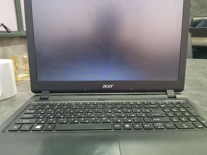 Sotiladi: Acer noutbuk – arzon narxda!