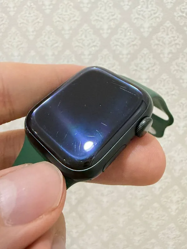 Apple Watch 7 41mm GPS WiFi 4 Apple Watch 7 41mm GPS WiFi 4