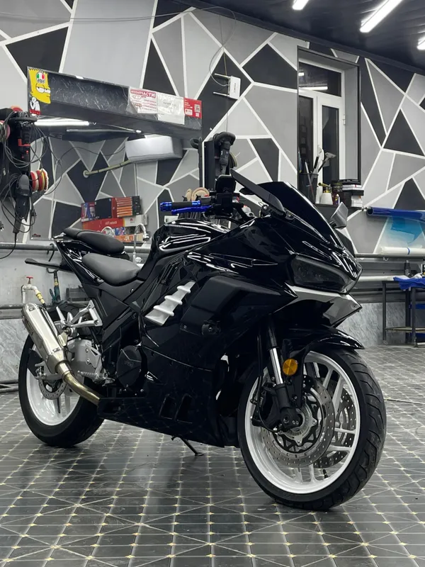 Moto srochni sotiladi