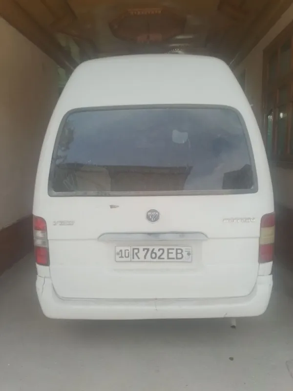 2013 yil Foton.