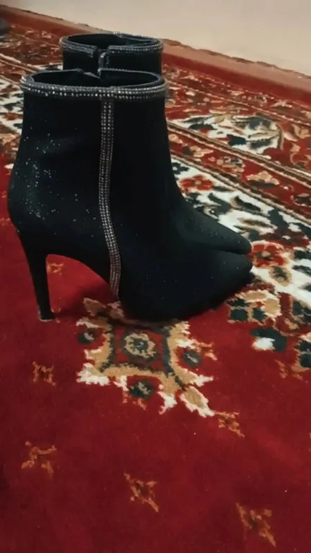 Ayollar etigi 1