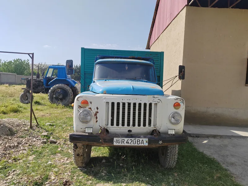 Газ 53 сотилади