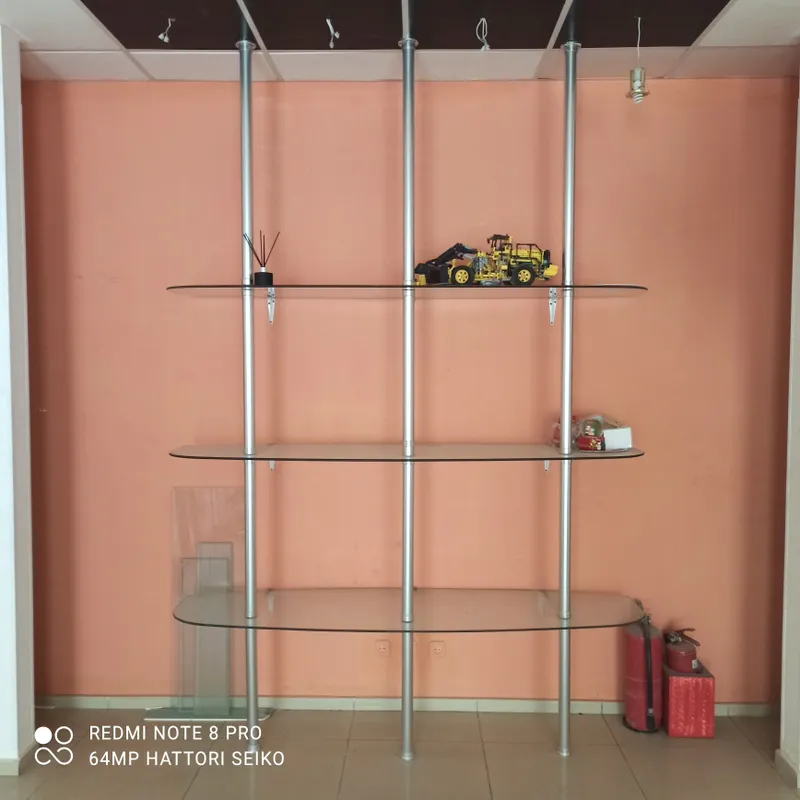 Стеклянные полки для магазина,офиса или квартиры — фото 5