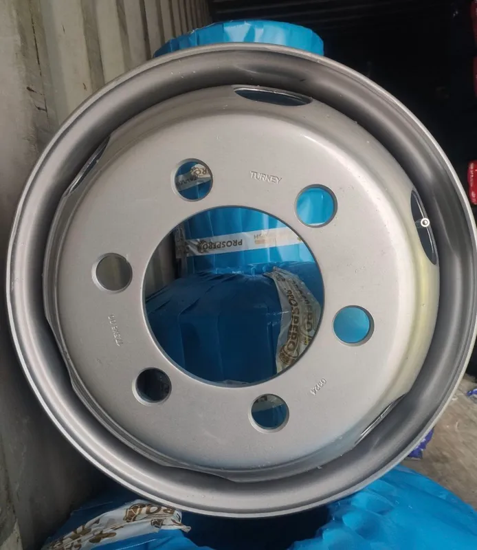 Диск Isuzu "Turkey" 6.00x17.5 качественный 1 Диск Isuzu "Turkey" 6.00x17.5 качественный 1