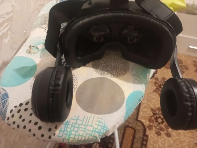 vr koʻz oynak tiniq Navoiyga dastafga pult ham bor