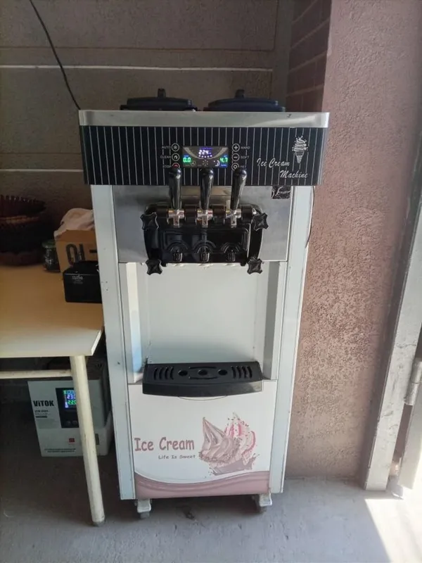 Frezor marojni aparat 220w+5kw stalbizator qoshib beriladi Frezor marojni aparat 220w+5kw stalbizator qoshib beriladi