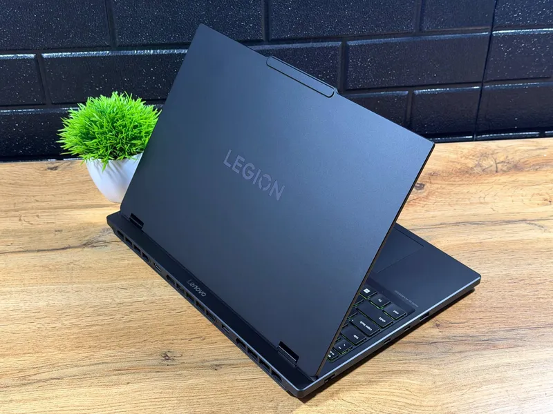 Lenovo legion 5 i7 14th RTX 5060 7 Lenovo legion 5 i7 14th RTX 5060 7