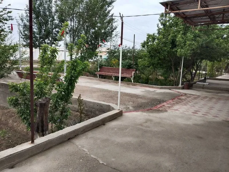 Hovli, Karmana tumani, Navro‘z mahalla 6