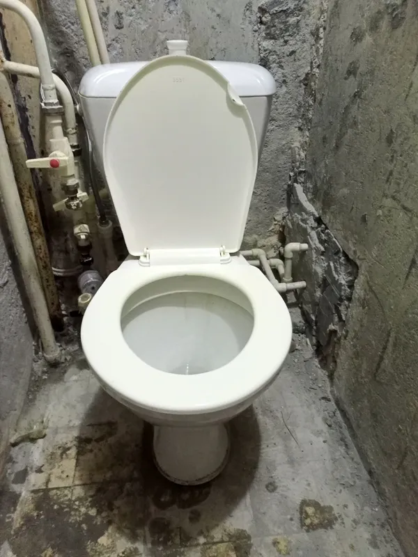 Продаётся унитаз
