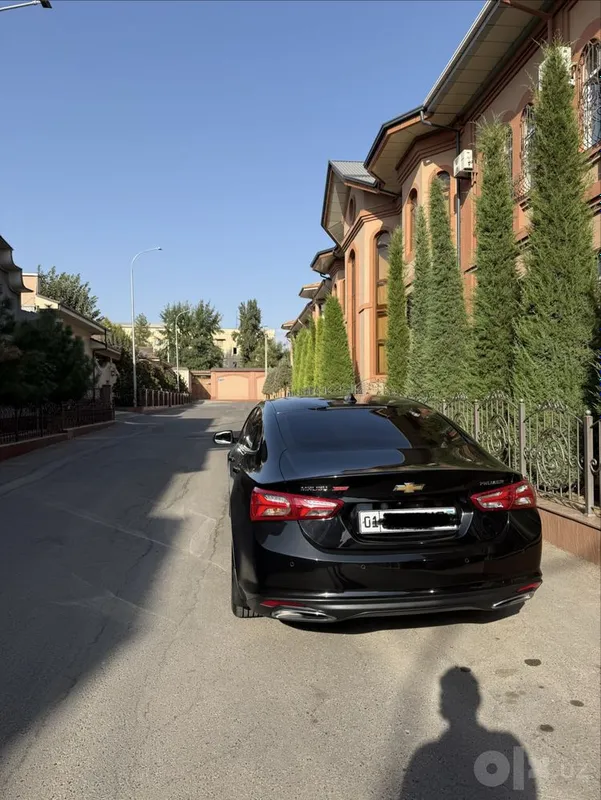 Malibu Premier 2022 года, чёрный 2 Malibu Premier 2022 года, чёрный 2