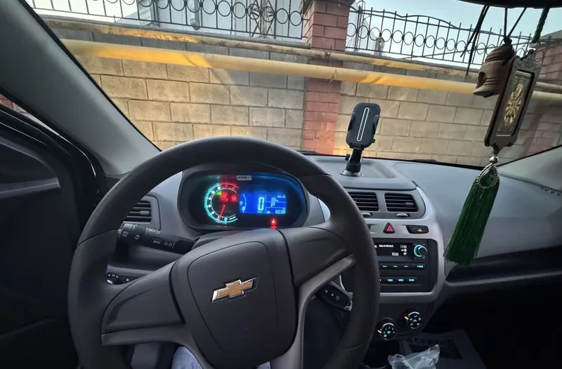 Chevrolet Cobalt 2024 avtomat 8