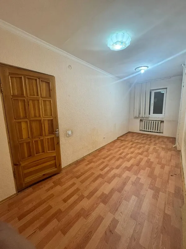 Продам 4-комнатную квартиру 7