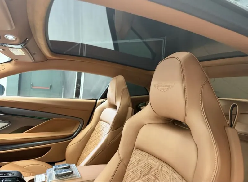Aston Martin Vanquish Coupe 2026 5 Aston Martin Vanquish Coupe 2026 5