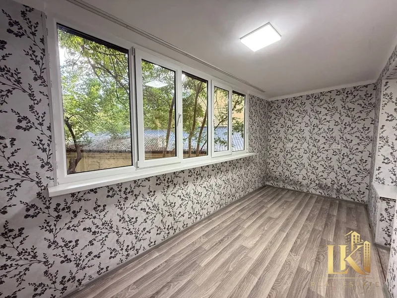 Продаётся 2-комнатная квартира 55 м² (1/4), Яккасарайский район 3 Продаётся 2-комнатная квартира 55 м² (1/4), Яккасарайский район 3