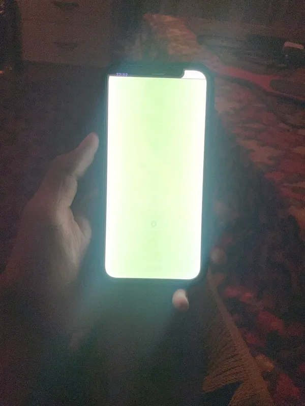 Iphone 12, 128 talik rangi qora ekran almashtiriw
