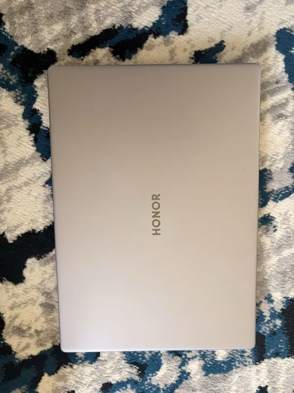 Ноутбук Honor X16 (новый, нераспакованный) 1