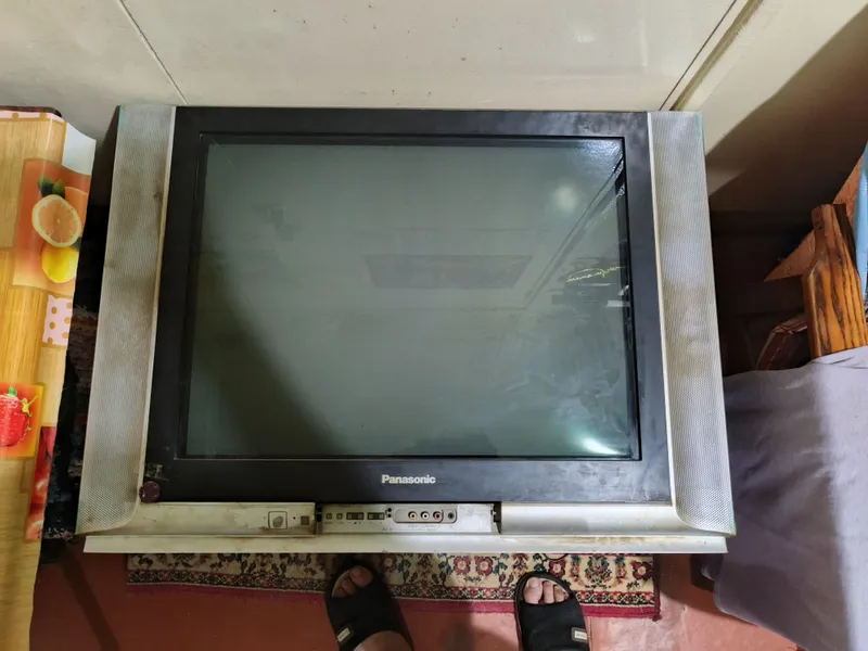 Телевизор Panasonic TC-29FX20R (29 дюймов) — На запчасти / Под ремонт 2