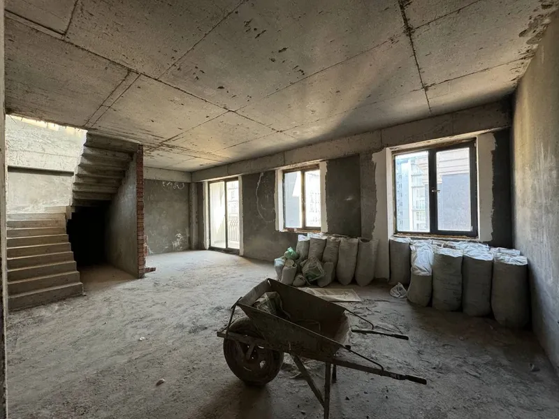200 m² uy sotiladi, Yakkasaroy tumani 4