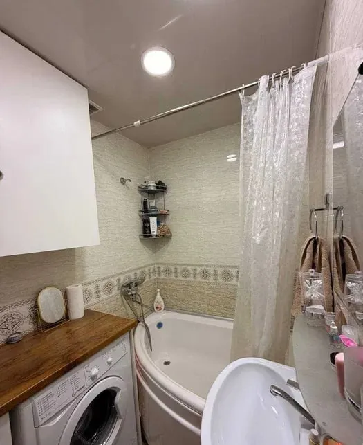 33 m² 1 xonali kvartira sotiladi · ID 6896 6 33 m² 1 xonali kvartira sotiladi · ID 6896 6