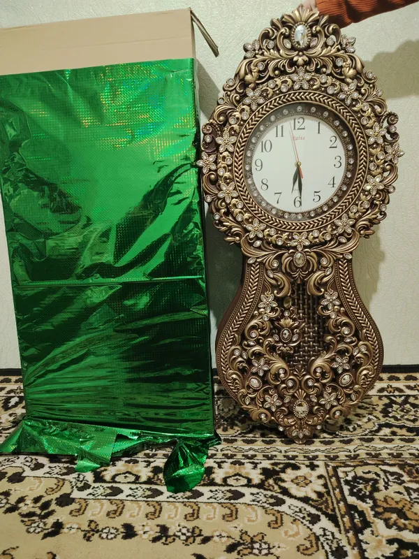Eron Soatlar Robiya

Buyi 1M Eni 46Sm
350 ming som — фото 1