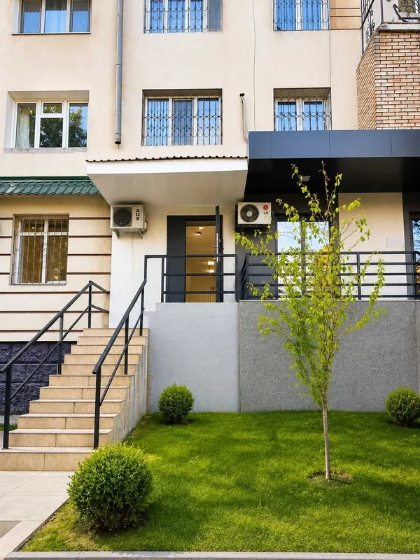 Аренда офиса на первой линии Новомосковской — 62 м², 3 комнаты — фото 5