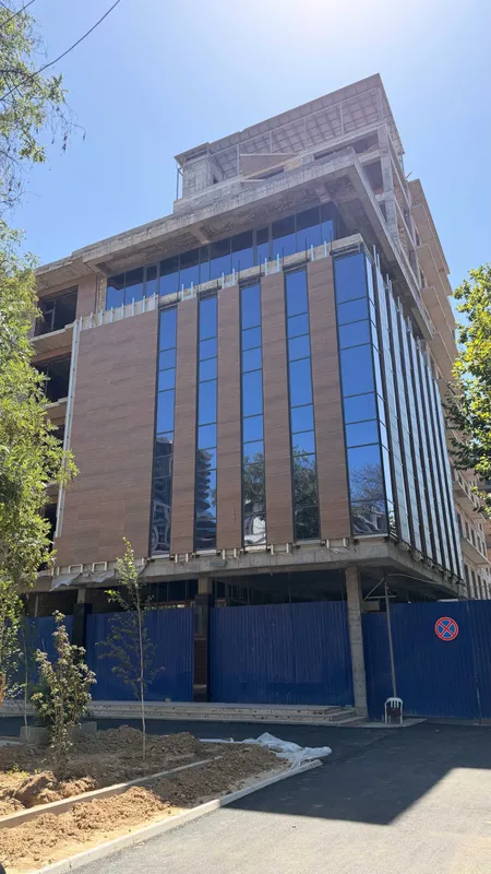 Продаётся гостинца + Бизнес центр в Яккасарайском районе — фото 4