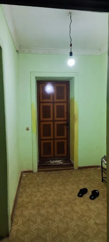 Dom 3 xonalik , Davlat xizmatlari yaqinida .