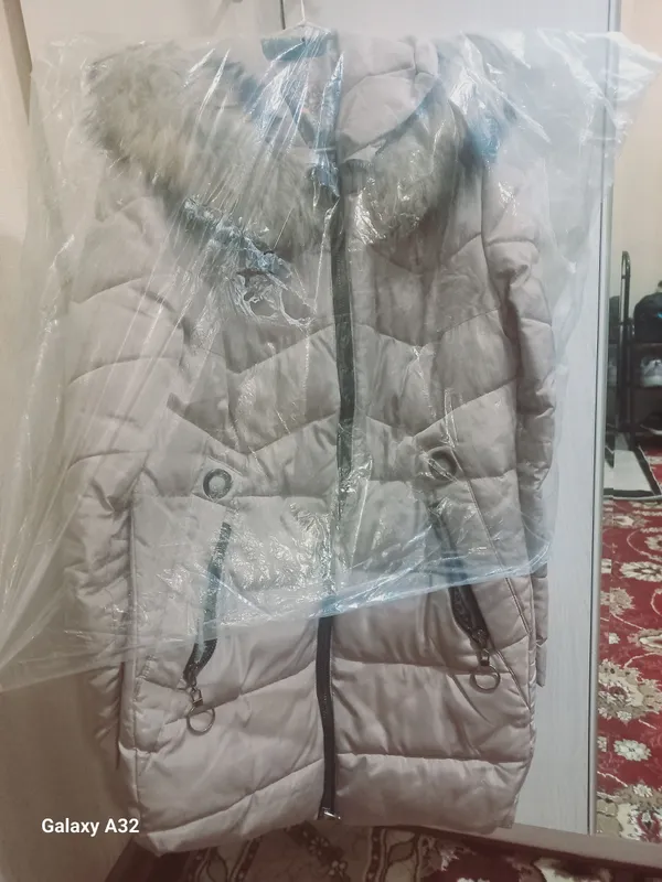 Ayollar kurtkasi