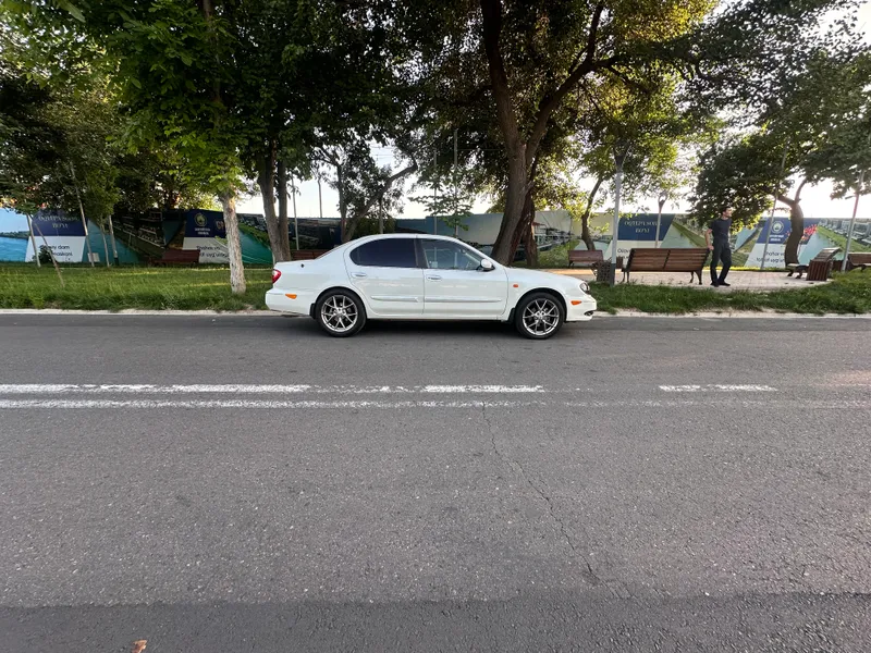 Nissan Maxima a33, 2001 года выпуска — фото 2