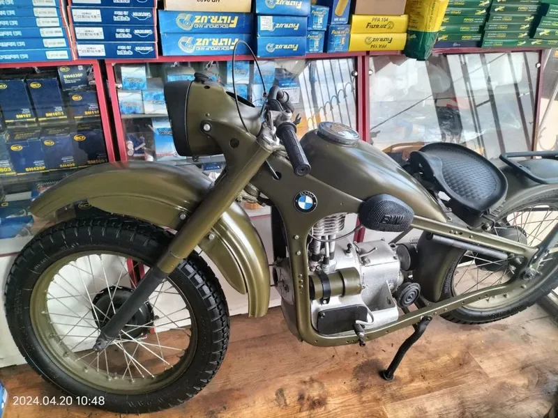 Прадаётся мотоцикил bmw r35 2 Прадаётся мотоцикил bmw r35 2