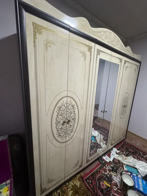 Спальный гарнитур 1