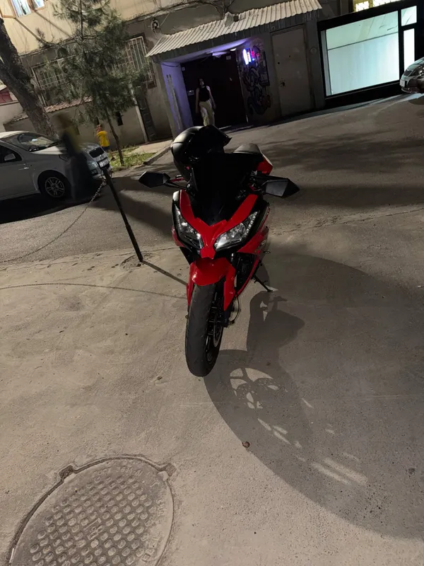 srochni moto sotiladi 250 kub bez dakument