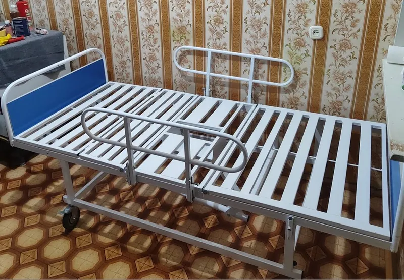 Медицинская кровать 1