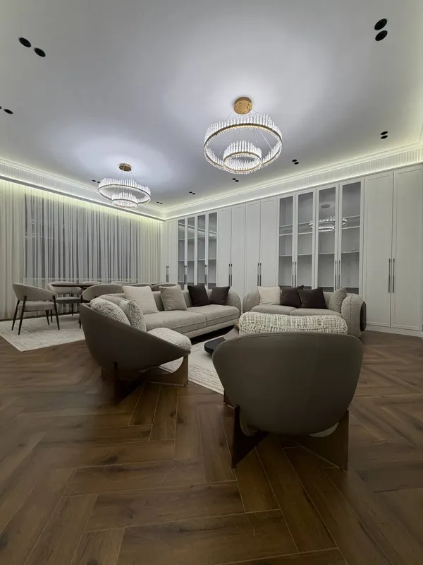 4-комнатная квартира, 180 м², Юнусабад 2