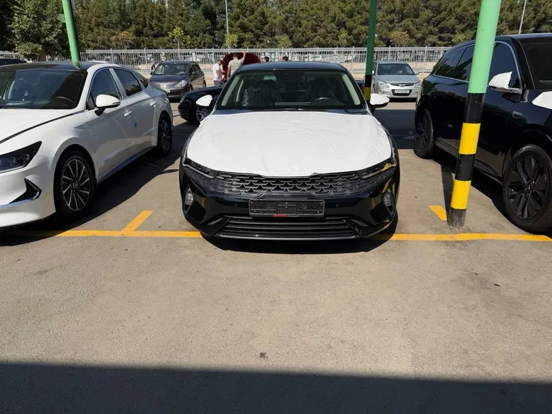 Kia K5 2023yil kraska tozza 22000 km yurgan 1 Kia K5 2023yil kraska tozza 22000 km yurgan 1